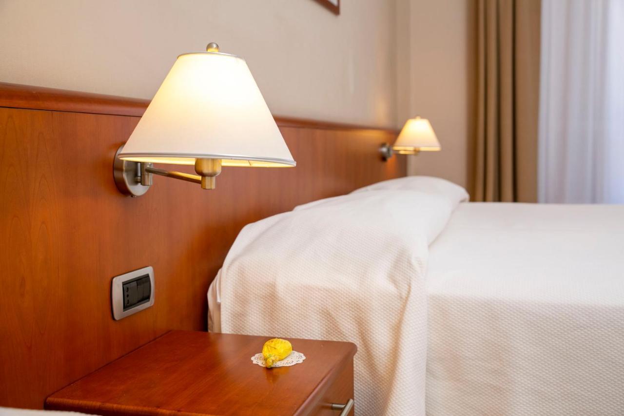 Hotel Pietra Di Luna Maiori Ngoại thất bức ảnh