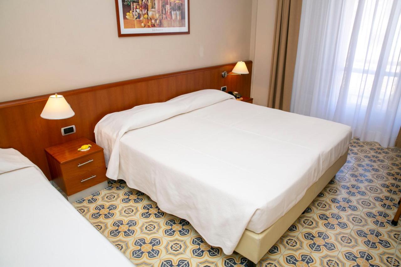 Hotel Pietra Di Luna Maiori Ngoại thất bức ảnh