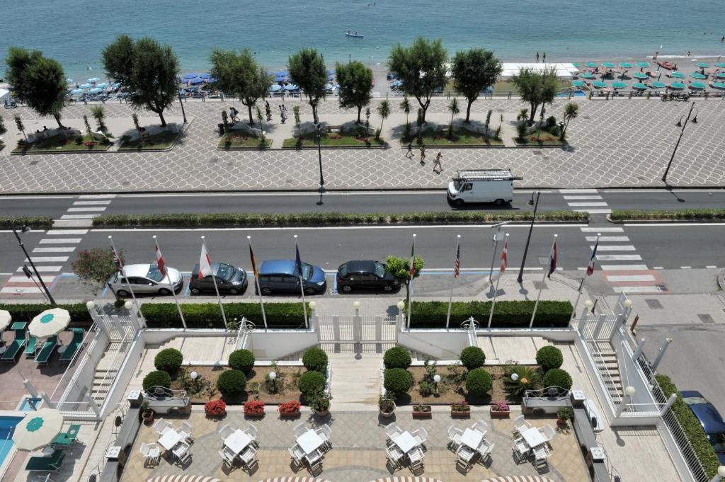 Hotel Pietra Di Luna Maiori Ngoại thất bức ảnh